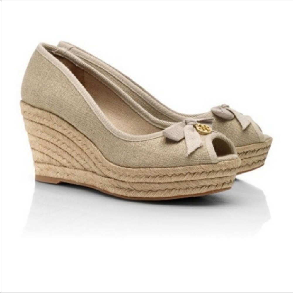 Tory Burch beige espadrilles size 7